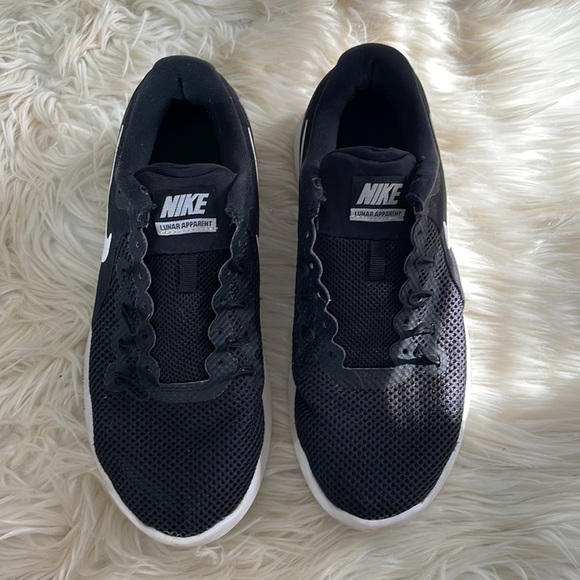 Nike running shoes - Picture 3 of 16